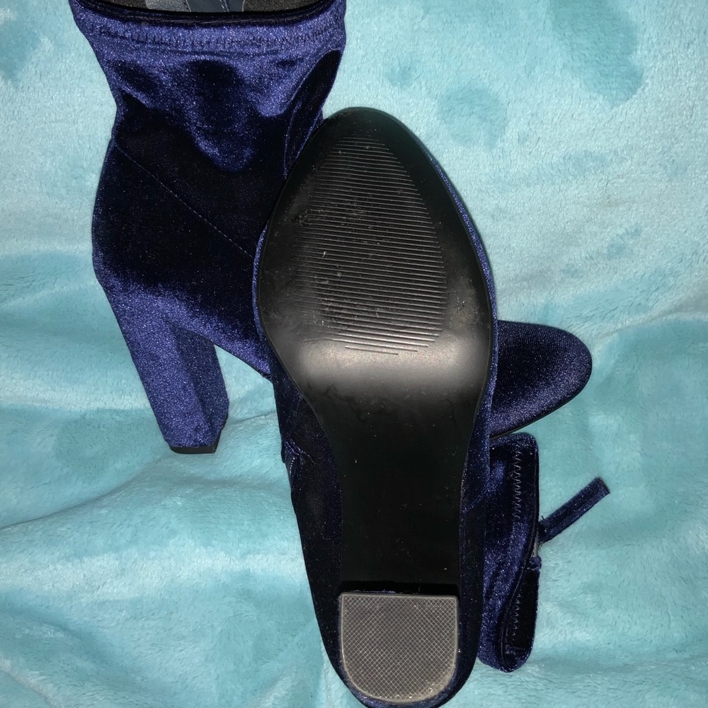 Steve Madden Navy Blue Velvet Ankle Boots
